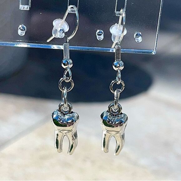 SIMPLE SILVER TOOTH FAIRY DROP EARRINGS - Picture 1 of 8